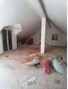 Magazzino all'asta largo Nilde Iotti, Piazza Armerina
