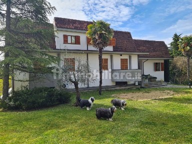 Villa bifamiliare via Santissimo Crocifisso, Belvedere Ostrense