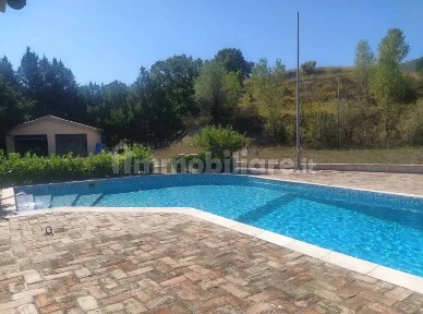 Villa unifamiliare via Avenale, Fabriano