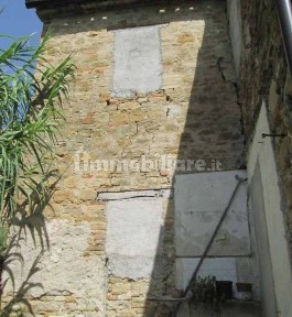 Villa all'asta via Clementina Borgo Loreto null, Castelplanio