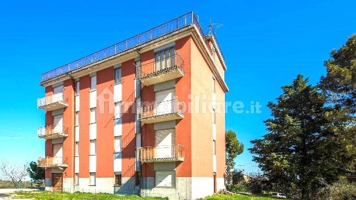 Villa unifamiliare via Monte della Serra 19, Madonna Del Sole, Belvedere Ostrense