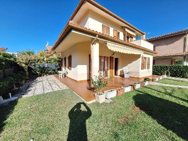 Villa unifamiliare via Ponente 3, Marina Di Rocca Priora, Falconara Marittima
