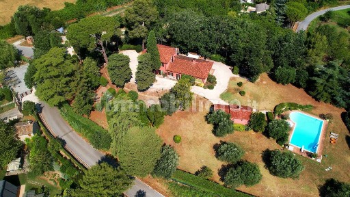 Villa unifamiliare Strada provinciale dei Castelli 6, Centro, Monte Roberto