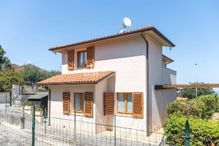 Villa unifamiliare via dei Tigli 29, Svarchi, Numana