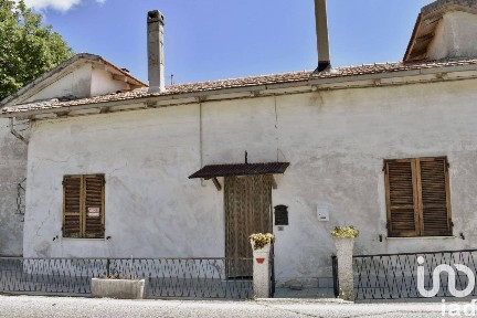 Villa bifamiliare via Santa Caterina 2, Staffolo