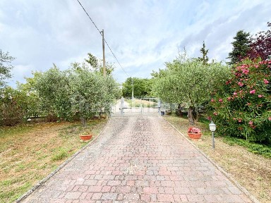 Villa unifamiliare via Montesecco 3, Tabano - Montecappone, Jesi