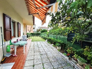 Villa unifamiliare Lungomare di Rocca Priora, Marina Di Rocca Priora, Falconara Marittima
