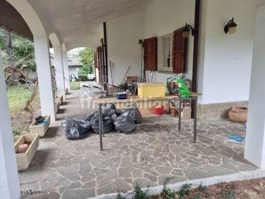 Villa unifamiliare via Costa, 15, Monte Roberto