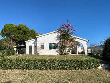 Villa unifamiliare via del Taunus 21, Villaggio Taunus, Numana