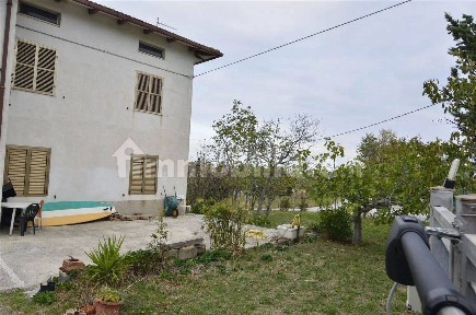 Villa unifamiliare via M. Biagi No Number, Staffolo