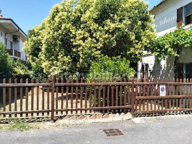 Villa unifamiliare, da ristrutturare, 207 m², Borgo Molino, Portone, Senigallia