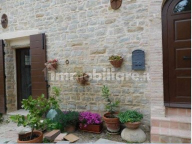 Villa unifamiliare via Roma 1, Centro, Cupramontana