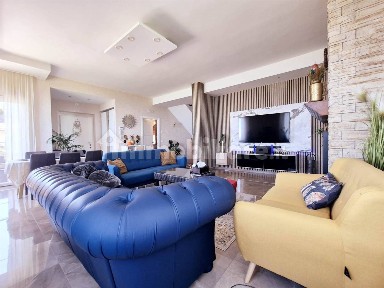 Villa unifamiliare, ottimo stato, 361 m², Posatora, Ancona