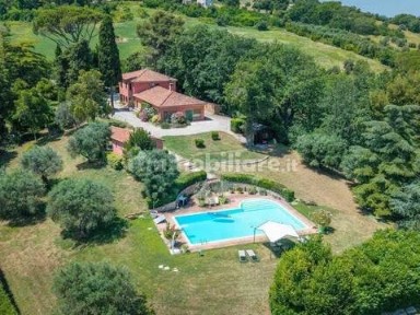 Villa unifamiliare via Madonna Del Piano, Monte Roberto