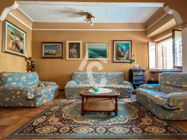 Villa bifamiliare, buono stato, 130 m², Centro, Castelplanio
