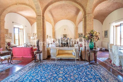 Appartamento ottimo stato, piano terra, Le Tolfe - Monteliscai, Siena
