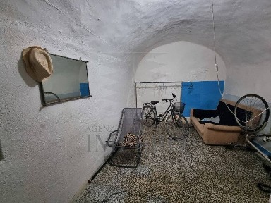 Villa a schiera via Aprosio 7 bis, Vallecrosia Alta, Vallecrosia