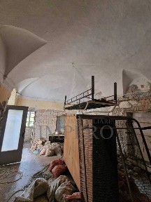Villa a schiera via Dritta, Vallecrosia Alta, Vallecrosia