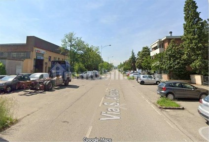 Capannone in Vendita
