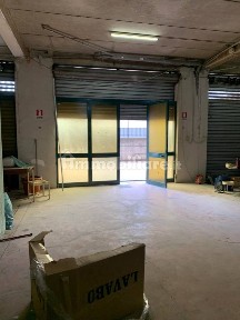 Magazzino - Deposito in Affitto
