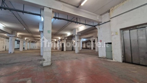 Magazzino - Deposito in Affitto