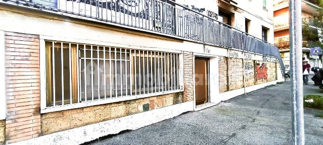 Magazzino - Deposito in Affitto