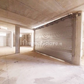 Magazzino - Deposito in Affitto
