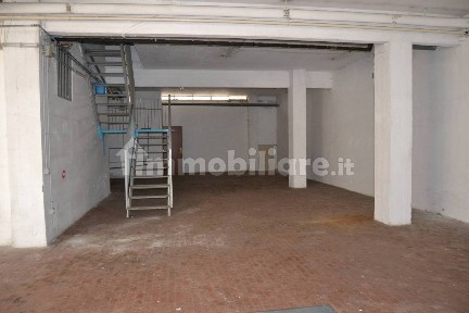 Magazzino - Deposito in Affitto