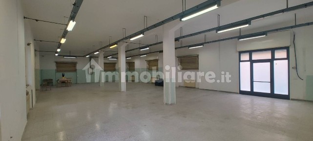 Magazzino - Deposito in Vendita
