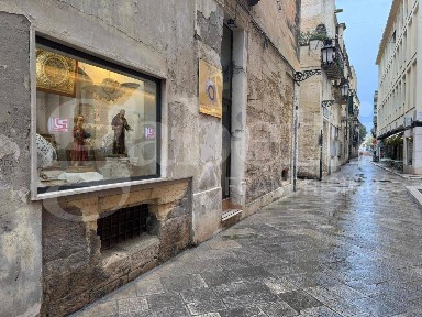 Lecce, Centro Storico, via Matteotti, 2