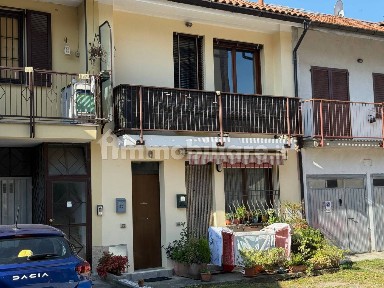 Bilocale viale Iginio Rota, Oreno, Velasca, Vimercate