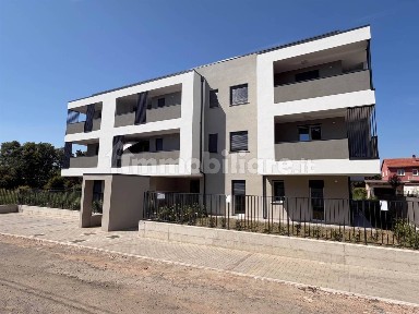 Trilocale viale Regina Margherita, Macherio