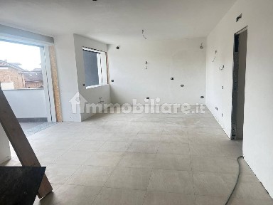 Trilocale via Romeo Vaj, Desio