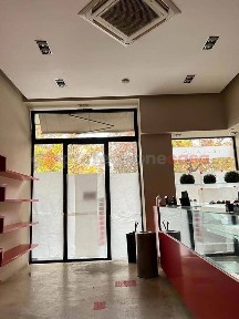Locale commerciale in Affitto