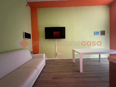 Locale commerciale in Affitto