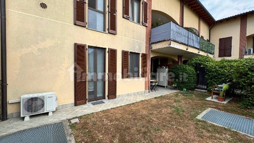 Bilocale via Carlo Agrati 16, Meda