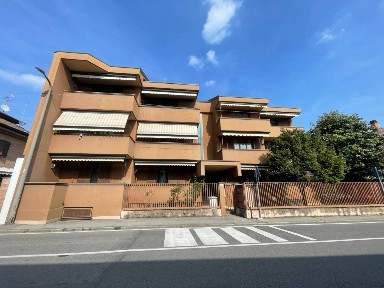 Trilocale via A. da Giussano 24, Volturno, Assisi, San Mauro, Lissone