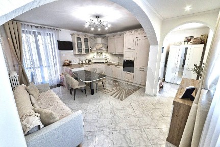 Trilocale via Ersilia Borgazzi 34, Centro, Lentate sul Seveso