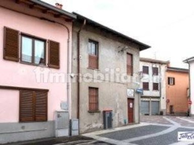 Misinto, Via dei Caduti, 2