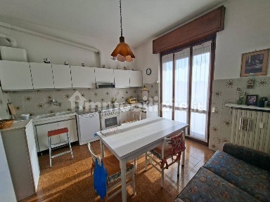 Trilocale via Domodossola 4, Altopiano, Baruccana, Seveso