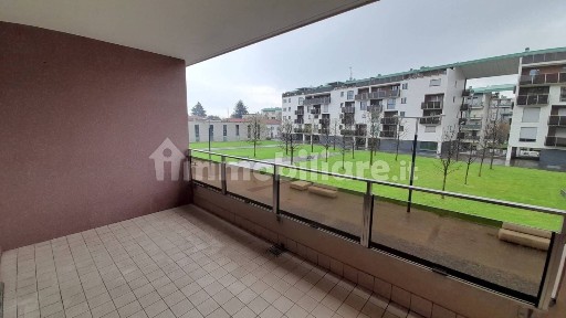 Vimercate, Piazza del Linificio