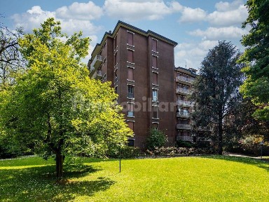 Trilocale via Castelfidardo 8, Regina Pacis - Borsa, Monza