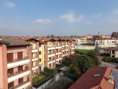 Besana in Brianza, Via Ernesto Teodoro Moneta, 8