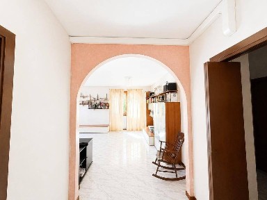Monza, Viale Libertà, Via G. Papini, 5