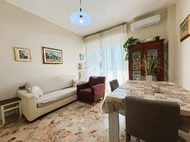 Trilocale via San Gervaso 4, Centro, Bernareggio