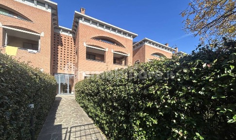 Bernareggio, Via Michelangelo Buonarroti, 33