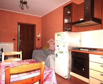 Bilocale via Parrocchia 5, Centro, Aicurzio