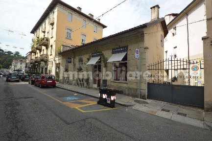 Locale commerciale in Affitto