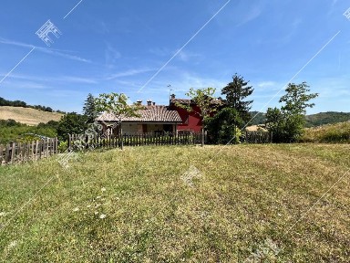 Cascina Località Marmarola, Lugagnano Val d'Arda