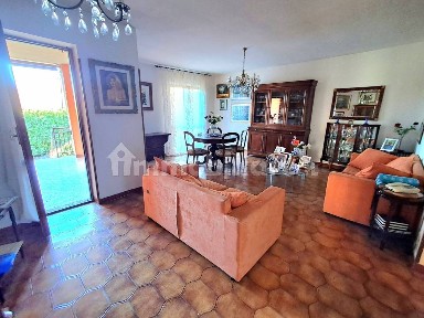 Villa a schiera via Raffaello Sanzio, Centro, Ronciglione